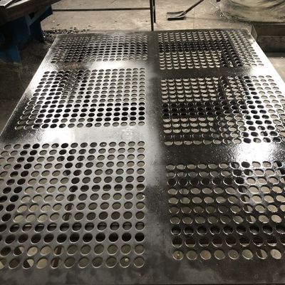 Feuille perforée par trou rond laminée à froid par 3mm AISI de plaque d'acier d'ASTM SS304H solides solubles