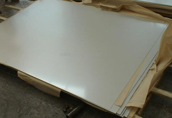 1/4&quot; finition de la feuille 2B d'acier inoxydable de la norme ANSI 304 pour l'équipement chimique 3000 - 6000mm