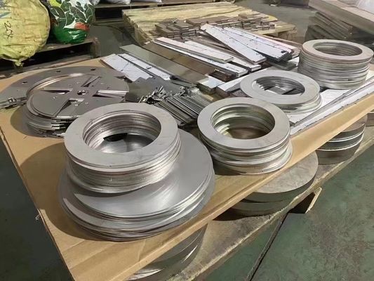 La coupure du plat rond de bobine d'acier inoxydable a laminé à froid 3.0mm 60mm