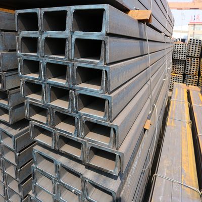 Profil en acier galvanisé inoxydable S235 Q235 12m de profilé en u de C