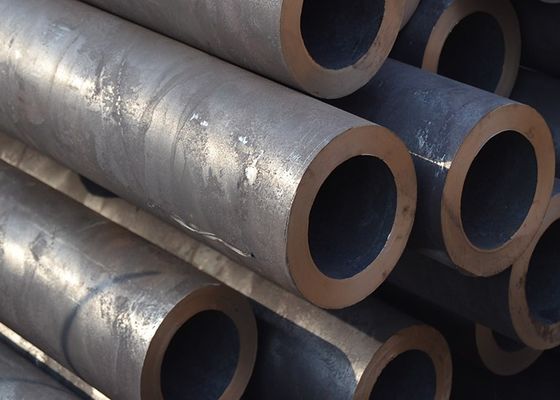 les tubes et tuyaux sans soudure, en acier du carbone 30CrMnSi sifflent ASTM 200mm 2.5mm pour le circuit hydraulique